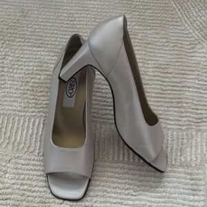 SRO Pearl leather open toe slip on women’s shoes Sz 8